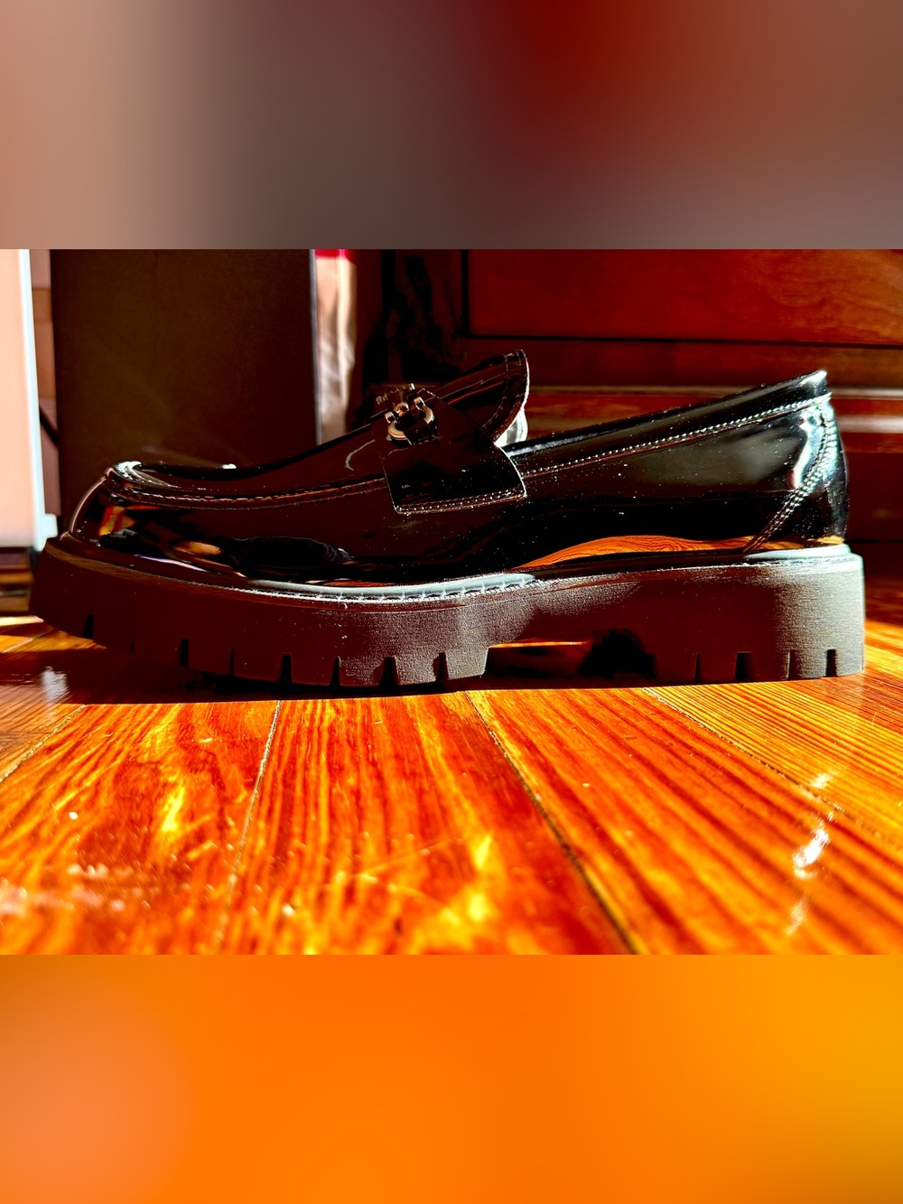 Men's Black Shiny Synthetic Leather Chunky Loafer Shoes Size 10.5 - Picture 3 of 5